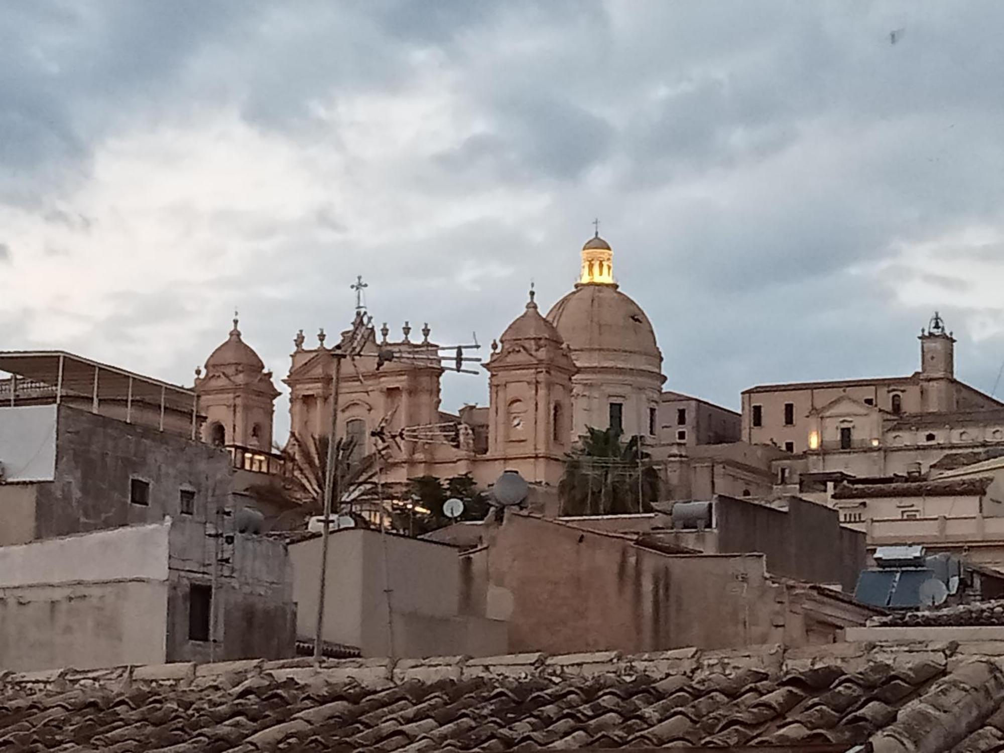 L'Amore Del Barocco Noto Esterno foto